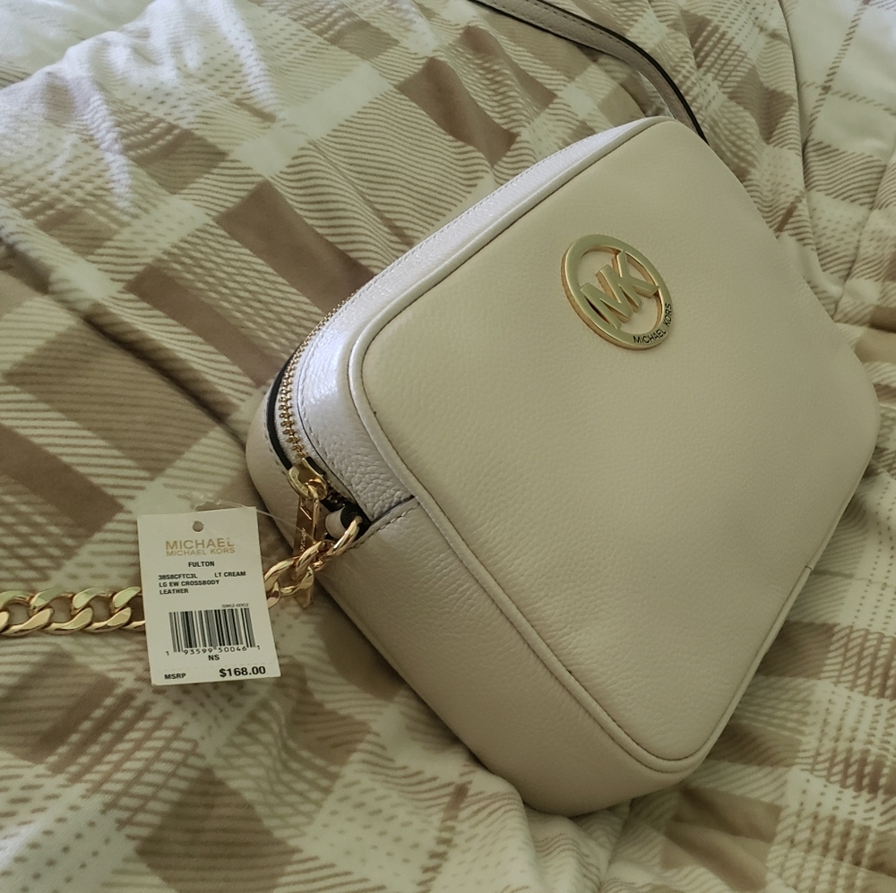 [NEW] Michael Kors Fulton Cream Leather Crossbody